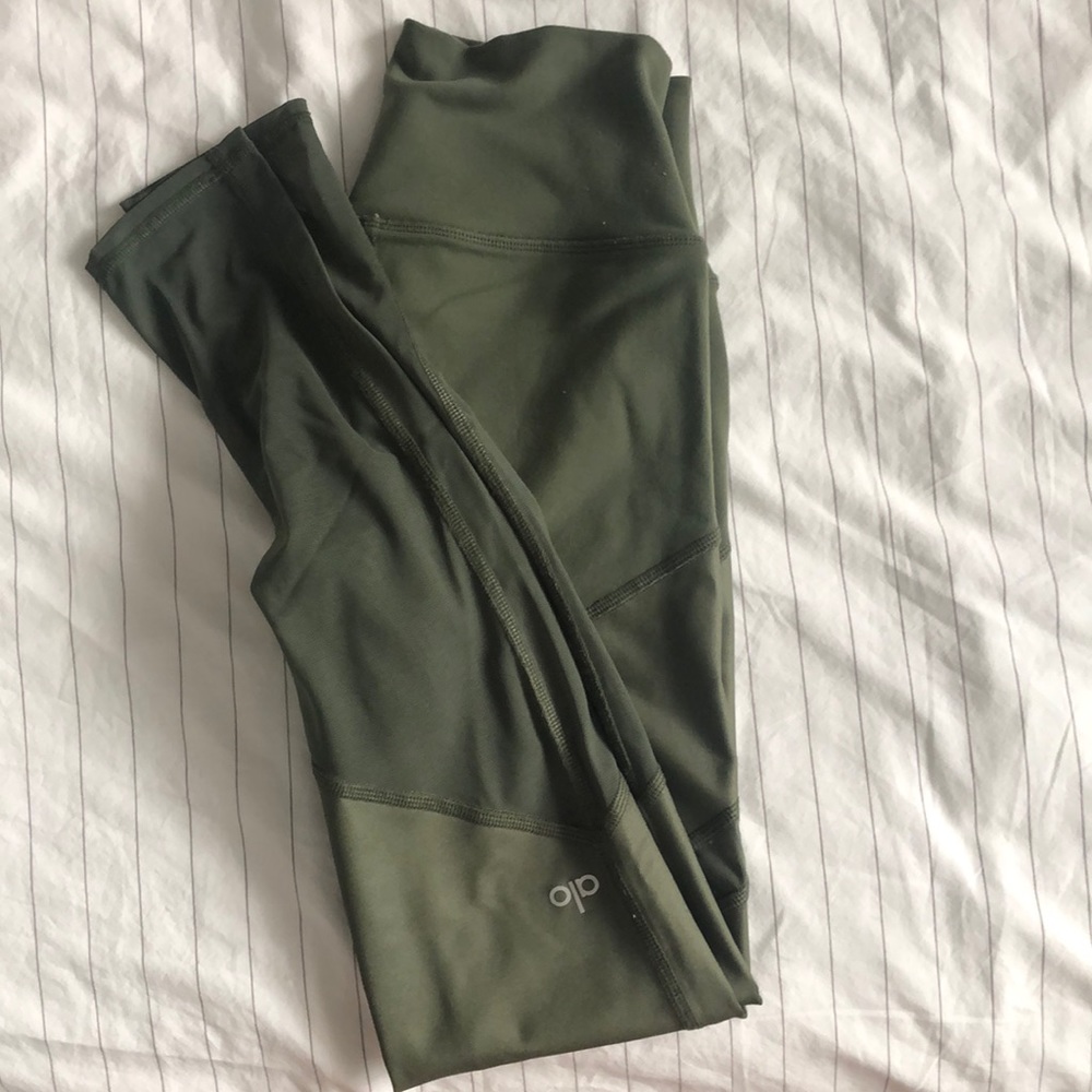 Alo leggings with mesh panels